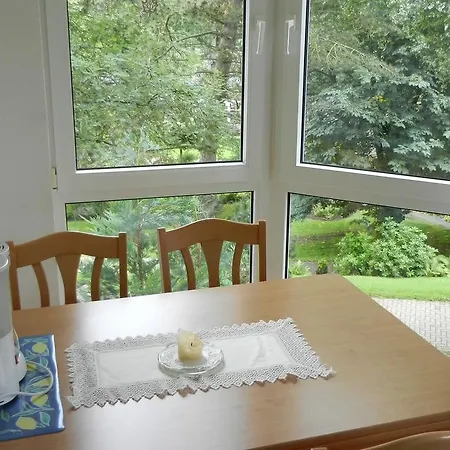 B Am Kurpark Apartamento *