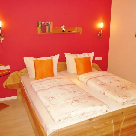 B Am Kurpark Apartamento *
