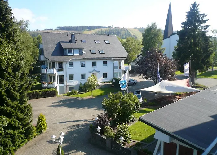 B Am Kurpark Apartamento *